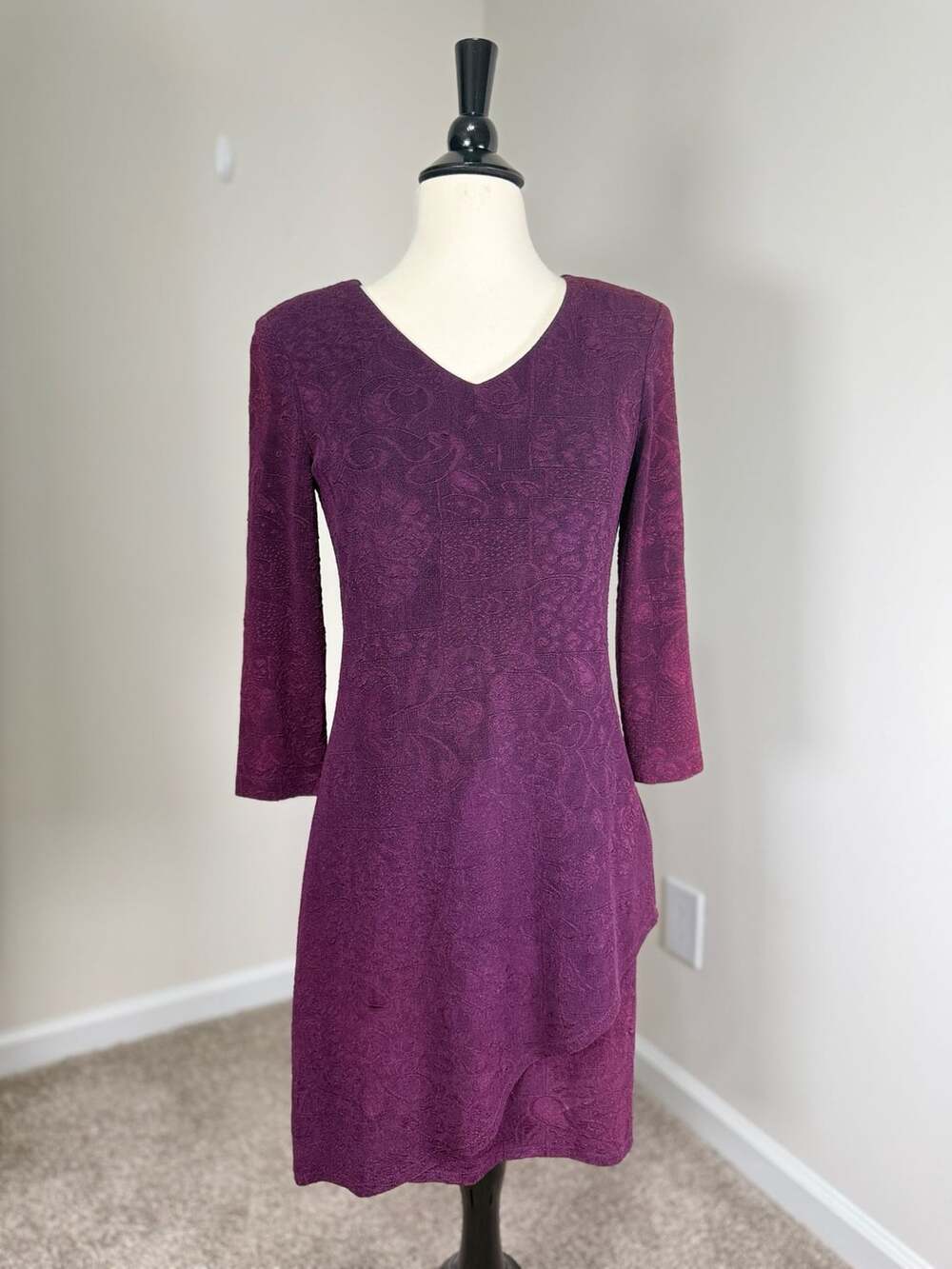 Connected Apparel Dress Plum Purple Textured V-Neck 3/4 Sleeve Autumn